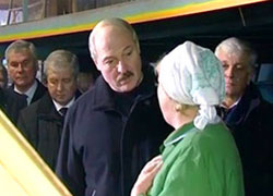 Reuters: Лукашенко приковал бегущих за границу рабочих к местам