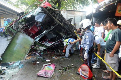 В Маниле 18 человек погибли при ДТП с участием автобуса