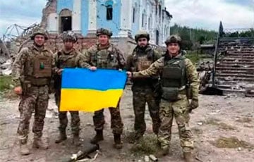 Украинские бойцы освободили село в Донецкой области