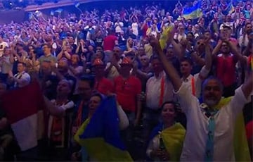 Украинская группа Kalush Orchestra выступила в первом полуфинале «Евровидения 2022» в Турине