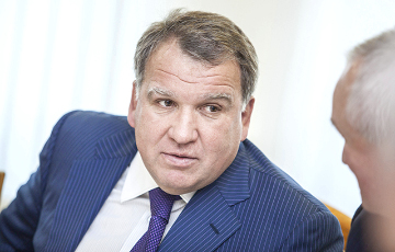В Минске начали судить опального бизнесмена Юрия Чижа