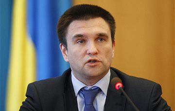 Павел Климкин предложил обсудить переход Украины на латиницу