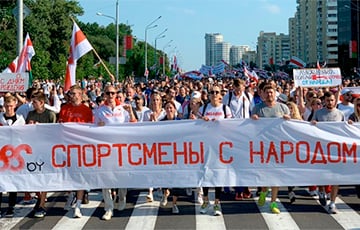 Как звезды белорусского спорта вышли на крупнейший протест в истории страны