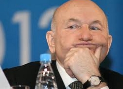Лукашенко не забыл опального Лужкова
