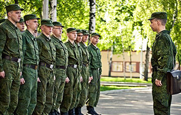 Минобороны отправило военных на поля Витебщины