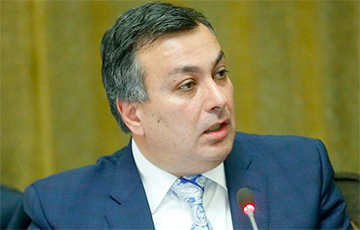 В Армении ушел в отставку и.о. министра культуры