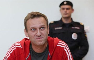 «Они пытаются скрыть следы, поэтому прячут тело Навального»