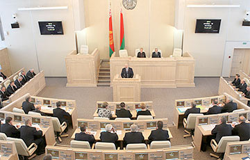 «Совет Республики» одобрил законопроект о лишении беларусского гражданства
