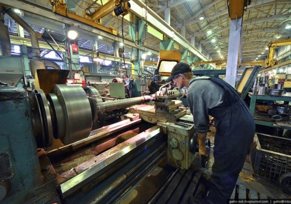 Объем промышленного производства снизился на 1,7 процента за девять месяцев