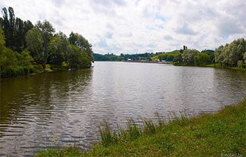 В пойме реки Лошица в Минске нашли тело мужчины