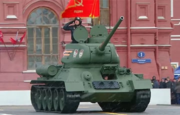 Стало известно, зачем в Беларусь прибыли московитские танки Т-34