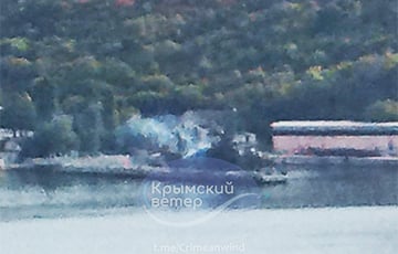 В оккупированном Севастополе горел московитский корабль
