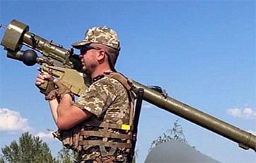 Украинский военный сбил две ракеты московитов из ПЗРК Stinger
