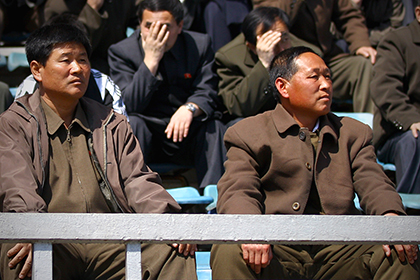 Трудящимся КНДР предложили 375 новых лозунгов накануне партсъезда
