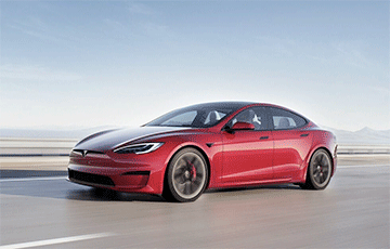 «Голая» Tesla Model S Plaid установила новый мировой рекорд