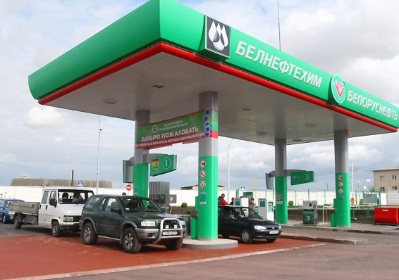 Глава “Белнефтехима”: Назрела необходимость повышения розничных цен на автомобильное топливо
