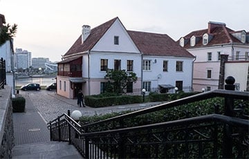 «Уже просят перевод на карту»