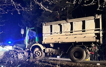 На трассе под Лиозно легковушка столкнулась с грузовиком