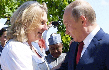 Сбежавшая к Путину экс-глава МИД Австрии попала в новый скандал