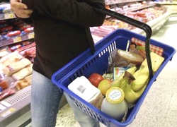 Белорусы тратят на продукты 42% заработка