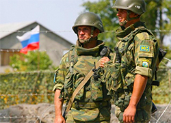 Россия признала наличие большого количества своих военных на границе с Украиной