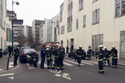 Десять человек погибли при стрельбе в офисе французского сатирического журнала