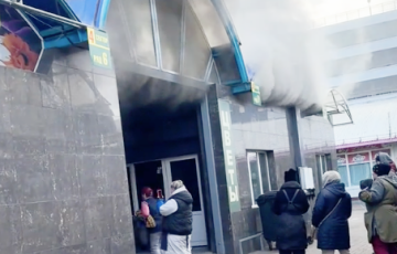 Столб дыма над рынком: минчане показали, как горела Комаровка