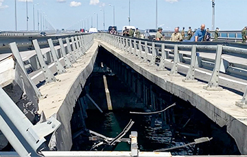 Взрыв на Крымском мосту: Московия лишилась железной дороги