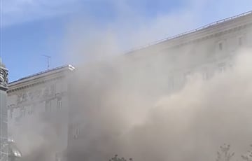Возле правительства Москвы начался пожар