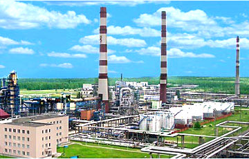 Мозырский завод начал переработку азербайджанской нефти