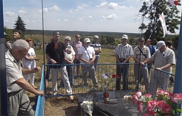 Белорусы почтили память легендарного повстанца Михаила Воловича