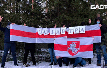 Белорусы вышли на вечерние протесты