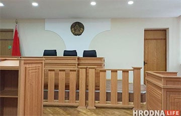 В Минске по делу о кол-центрах судят 55 человек