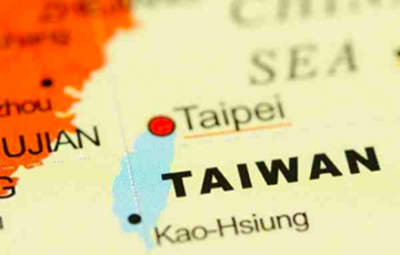 Более 40 китайских истребителей приблизились к Тайваню