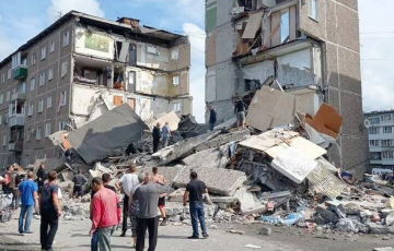 В Московии после взрыва обрушился целый подъезд многоэтажки