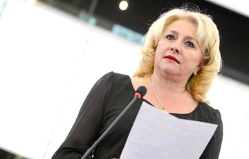 Правительство Румынии впервые в истории возглавила женщина