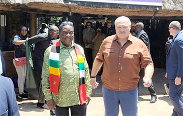 У Лукашенко нашелся «брат» в Зимбабве