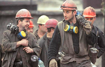 В Кривом Роге во время ударов под землей застряли более 500 шахтеров