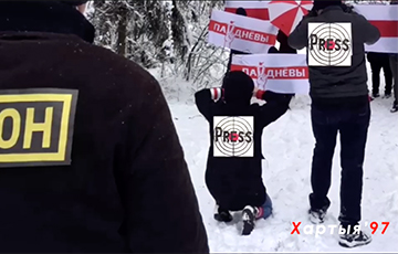 В Барановичах провели акцию в поддержку свободных журналистов
