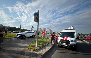 В Минске Opel не уступил дорогу Geely