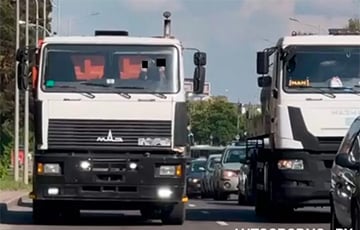 Видеофакт: В Гродно вспыхнул конфликт между водителем МАЗа и мотоциклистом