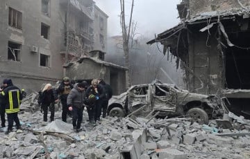 Как выглядит пятиэтажка в Харькове после удара РФ