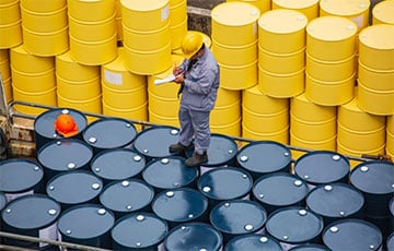 «Трамп вытесняет Московию с нефтяного рынка»