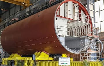 Италия начинает строительство 1600-тонной подводной лодки U212 Near Future