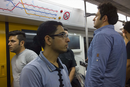 Почти 50 тегеранцев пострадали при столкновении двух поездов метро