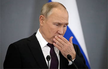 Что означает введенное Путиным «военное положение»