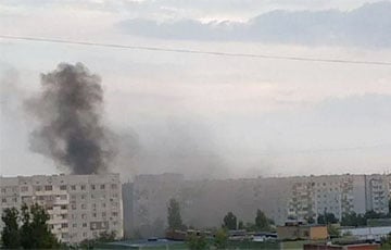 Армия РФ бьет по Запорожской АЭС: на видео попал момент мощного взрыва в Энергодаре