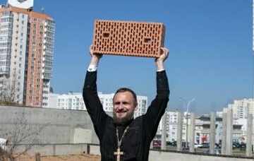 В минской церкви продают именные кирпичи с сертификатом