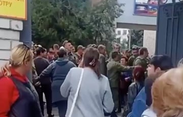 В Луганске мобилизированные устроили бунт