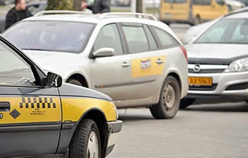 Московит в Минске ударил таксиста штопором, разбил стекло и скрылся, не заплатив